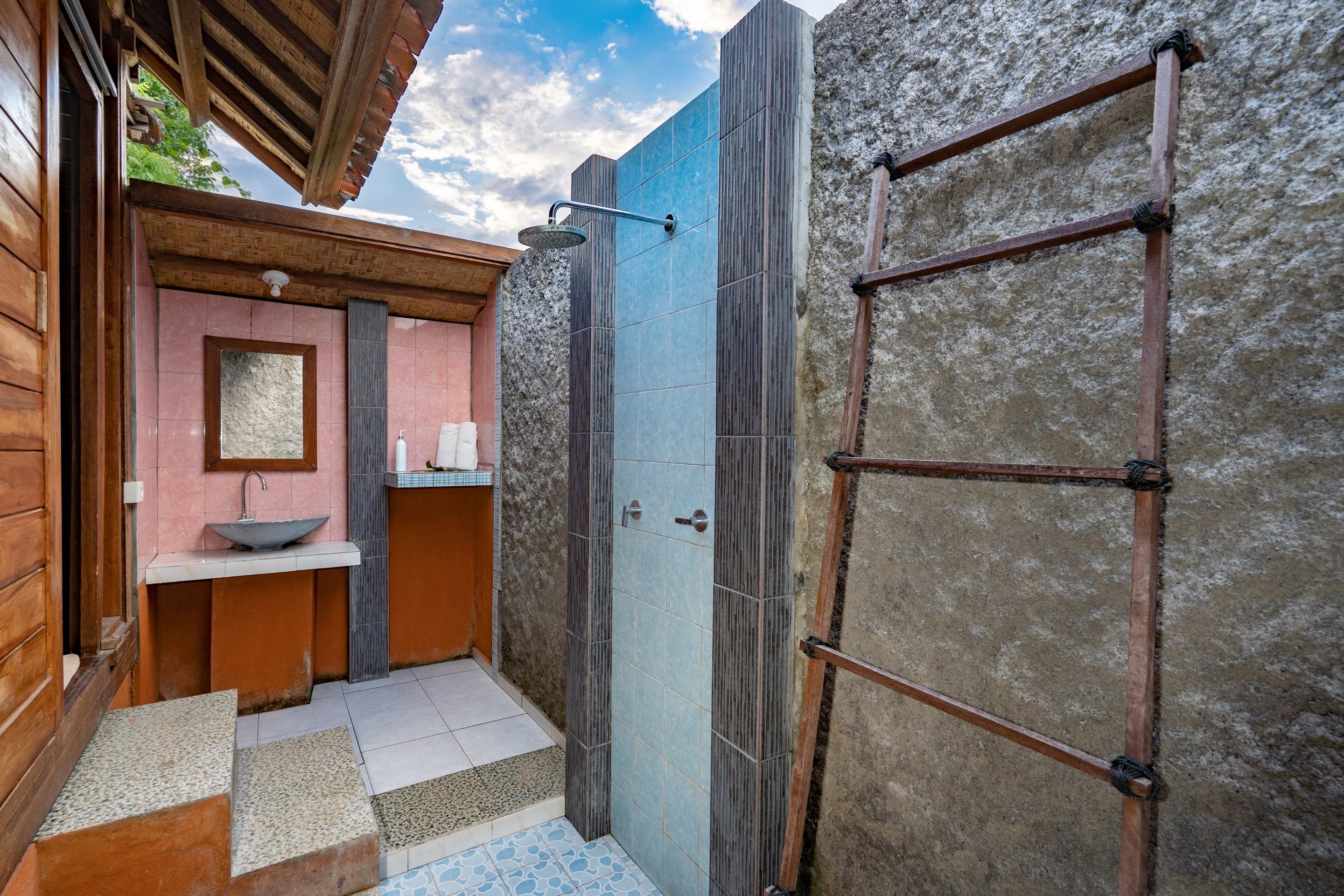 Dream Beach Inn Nusa Lembongan  Exterior photo