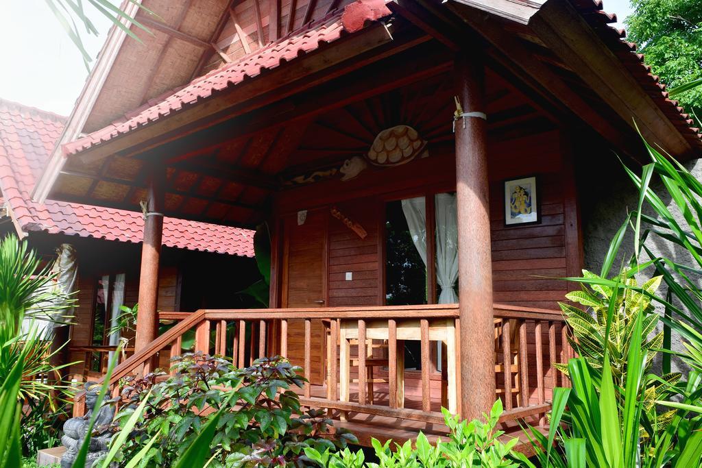 Dream Beach Inn Nusa Lembongan  Exterior photo