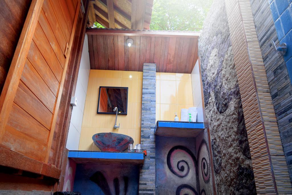 Dream Beach Inn Nusa Lembongan  Exterior photo