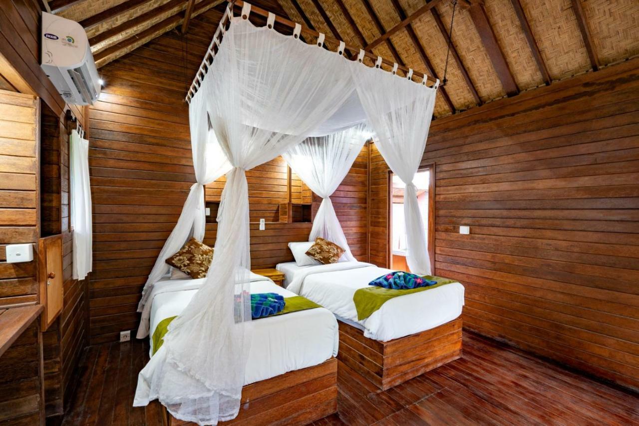 Dream Beach Inn Nusa Lembongan  Exterior photo