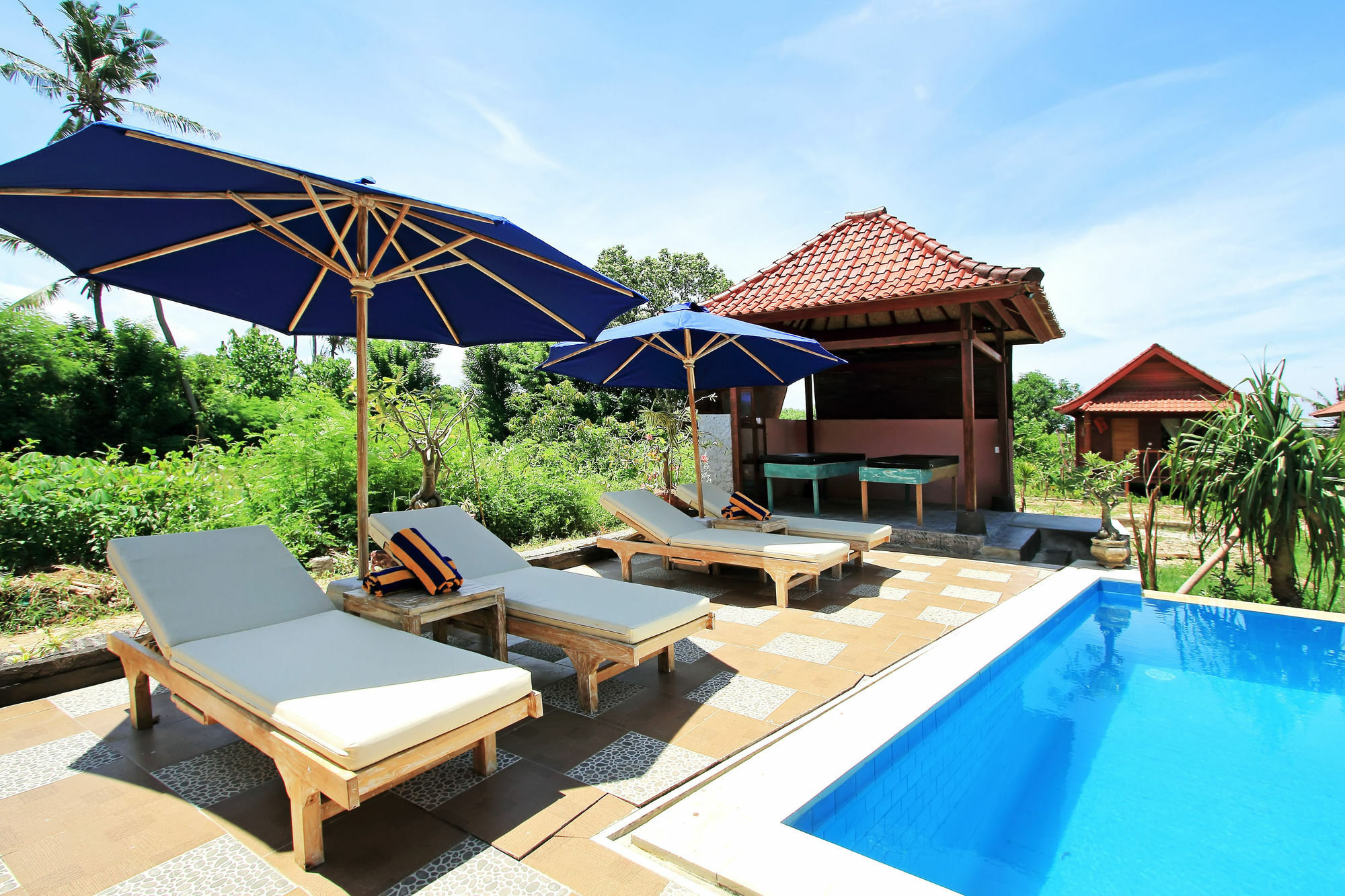 Dream Beach Inn Nusa Lembongan  Exterior photo