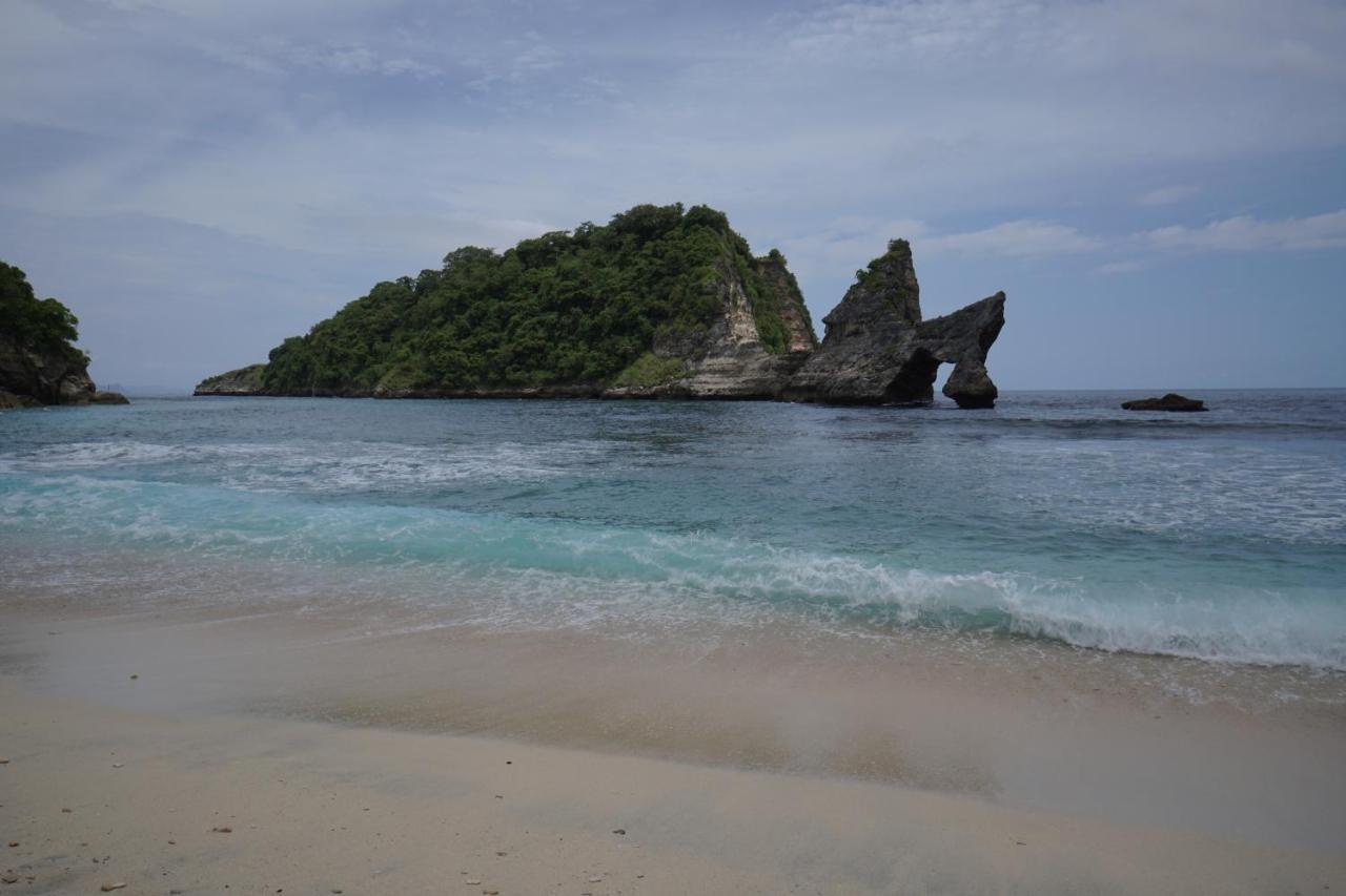 Dream Beach Inn Nusa Lembongan  Exterior photo